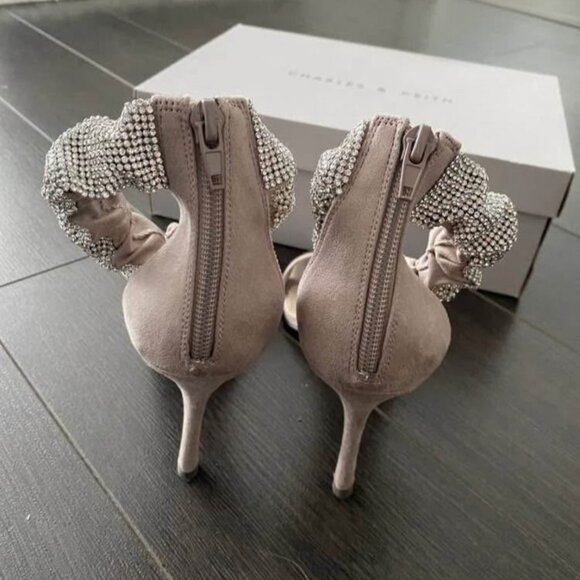 Charles & Keith Taupe Suede Heels Crystal Embellished Strap US 7 Party Cocktail - Picture 3 of 4